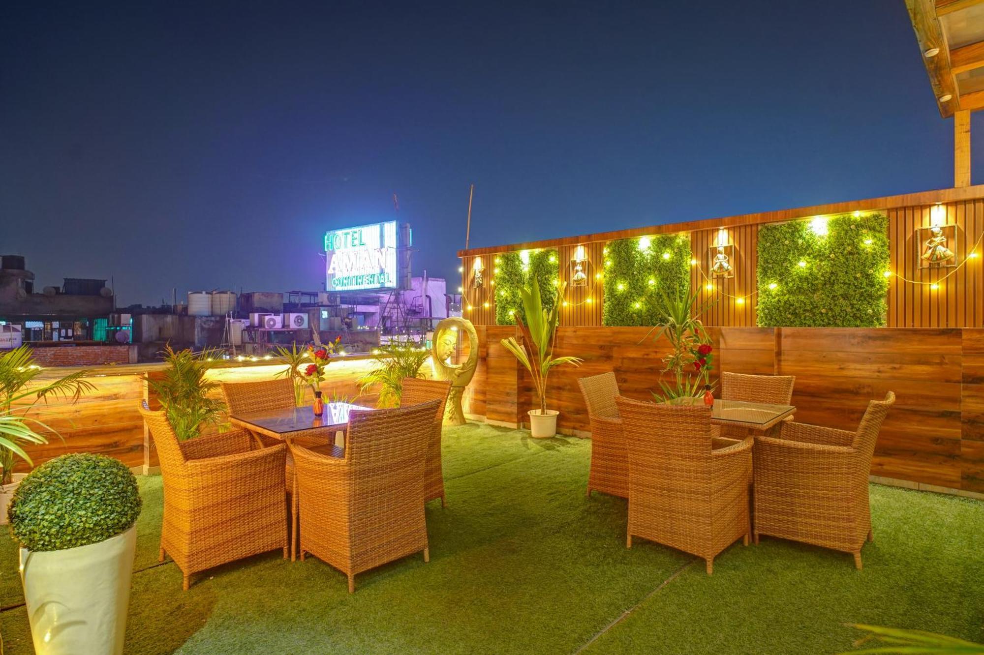 Hotel Gold Palace - 03 Mins Walk From New Delhi Railway Station Екстер'єр фото