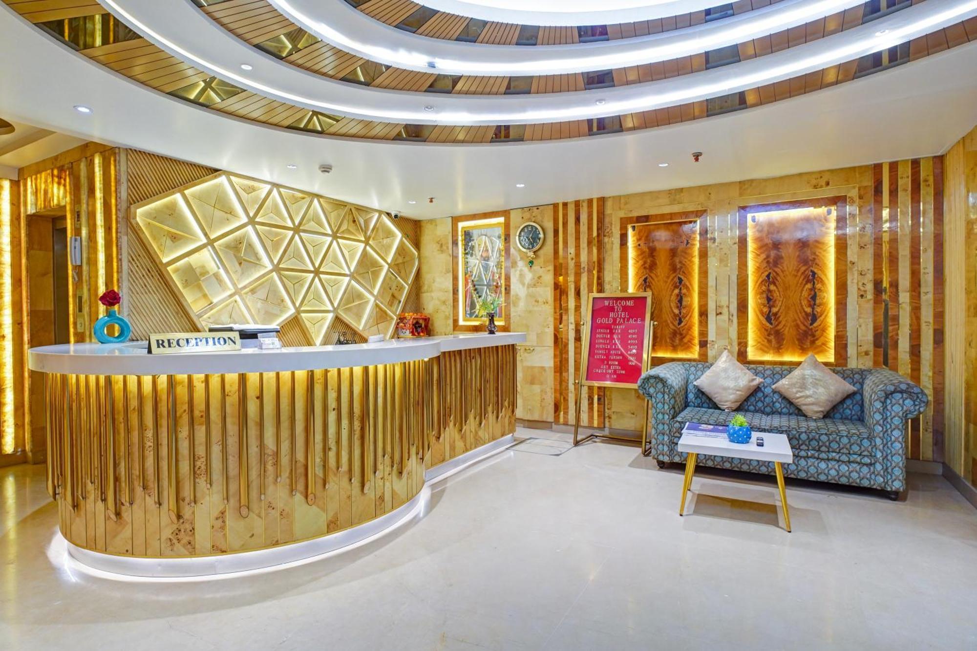 Hotel Gold Palace - 03 Mins Walk From New Delhi Railway Station Екстер'єр фото